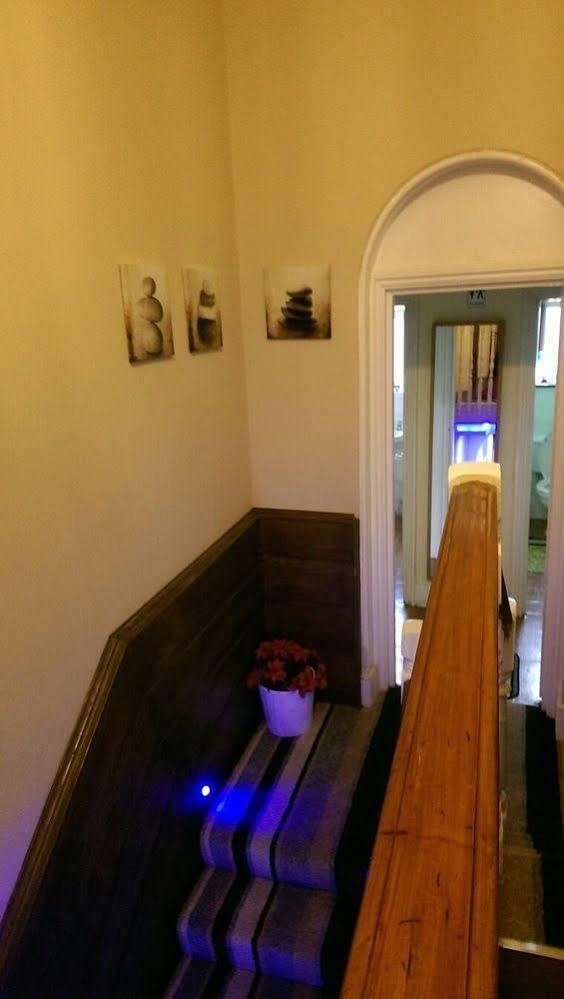 The Crystal Lodge Hotel Κρόιντον Εξωτερικό φωτογραφία